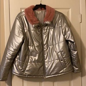 Womens Silver Puff Jacket